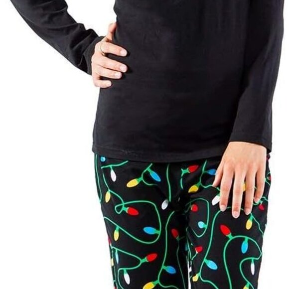 Classic Lapel Couples Pajama Sets Matching Holiday Sleepwear - Picture 2 of 4